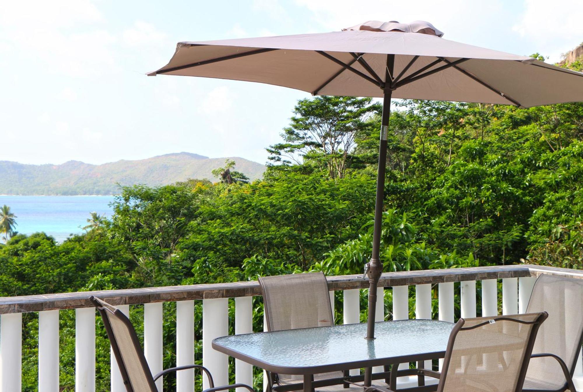 Ocean Blue Bay Apartment Anse Volbert Village  Ngoại thất bức ảnh