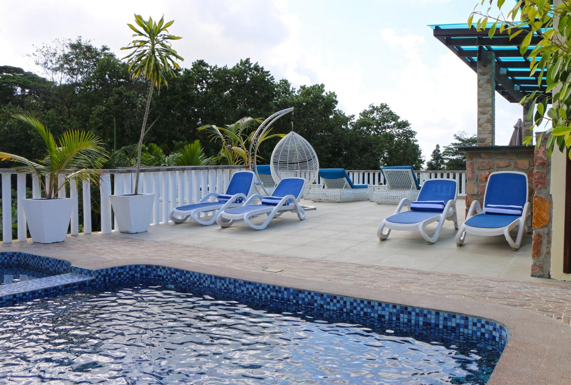 Ocean Blue Bay Apartment Anse Volbert Village  Ngoại thất bức ảnh