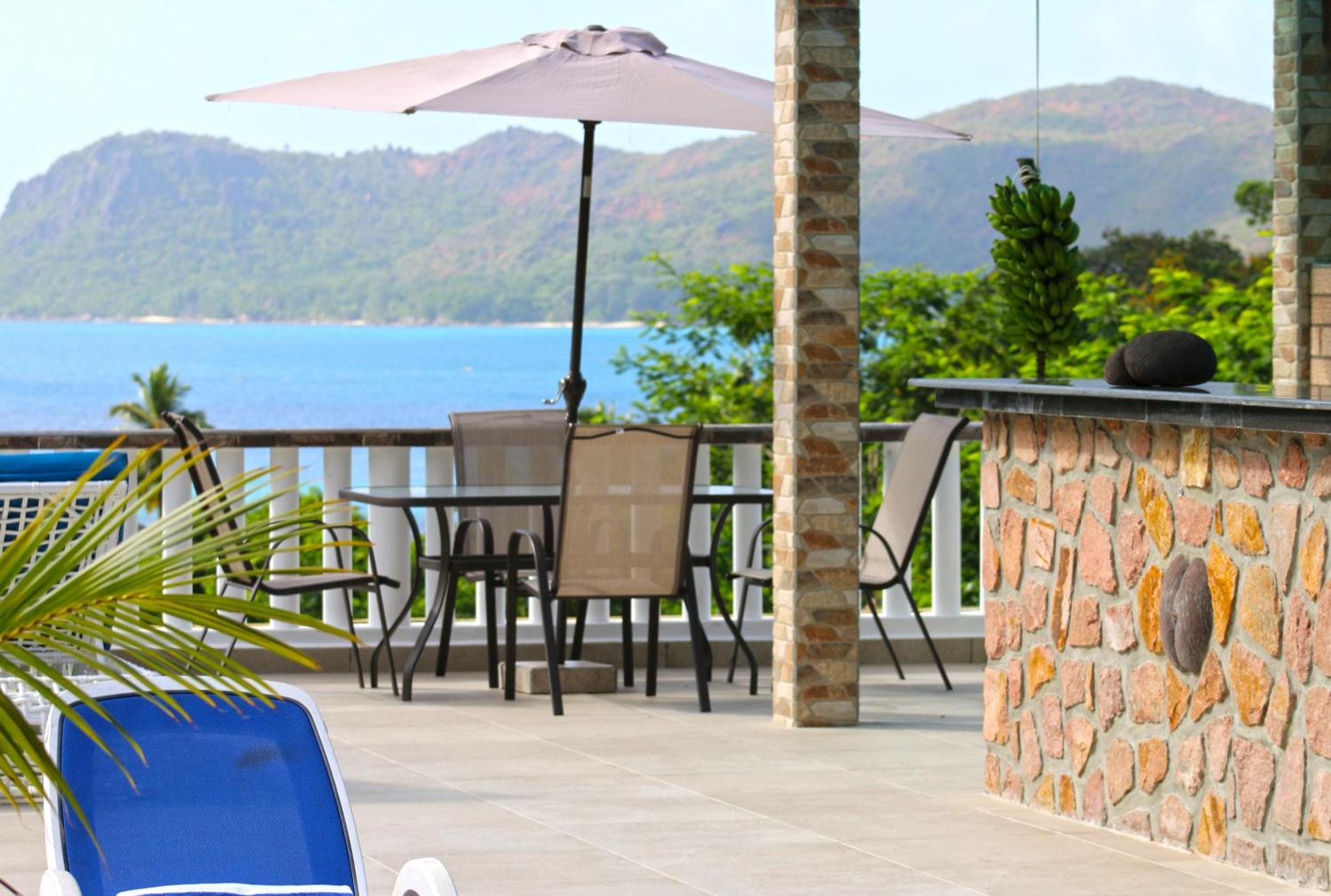 Ocean Blue Bay Apartment Anse Volbert Village  Ngoại thất bức ảnh